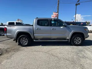 2017 TOYOTA TACOMA DOUBLE CAB