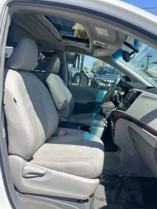 2011 Toyota Sienna
