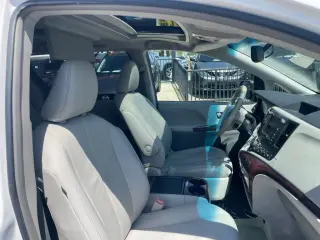 2011 Toyota Sienna