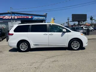 2011 Toyota Sienna