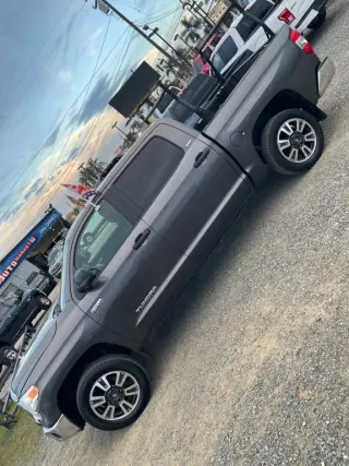 2015 Toyota Tundra Crewmax