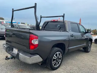 2015 Toyota Tundra Crewmax