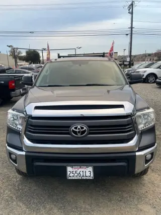 2015 Toyota Tundra Crewmax