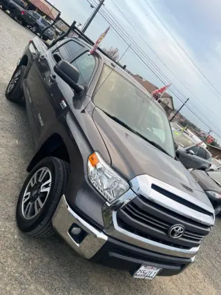 2015 Toyota Tundra Crewmax