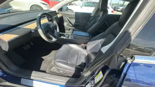 Tesla Model 3 2018 Mid Range 4dr Fastback