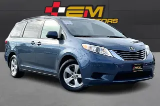 2017 Toyota SIENNA