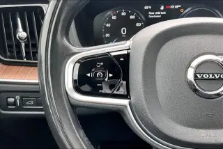 2018 VOLVO XC60