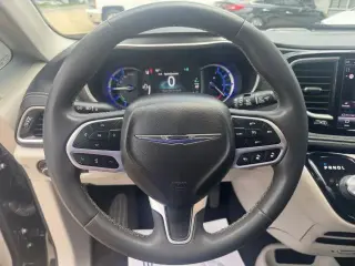 2022 CHRYSLER PACIFICA HYBRID