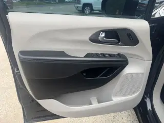 2022 CHRYSLER PACIFICA HYBRID