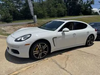 2016 PORSCHE PANAMERA