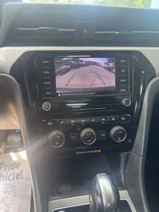 2020 VOLKSWAGEN PASSAT