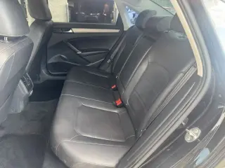2020 VOLKSWAGEN PASSAT