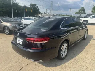 2020 VOLKSWAGEN PASSAT