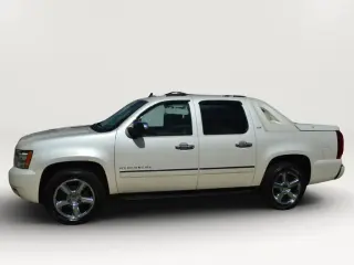 2011 CHEVROLET AVALANCHE