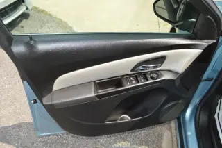 2012 CHEVROLET CRUZE