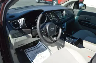 2017 KIA SEDONA