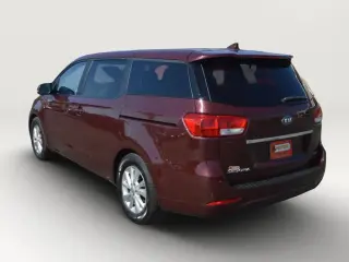 2017 KIA SEDONA