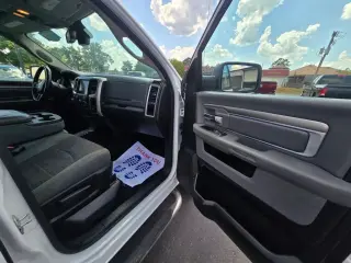 2019 RAM 1500 CLASSIC CREW CAB