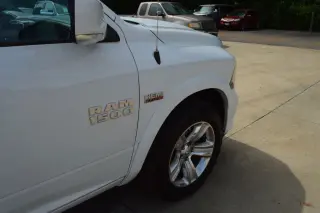 2014 RAM 1500 CREW CAB