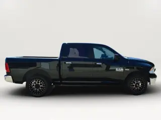 2016 RAM 1500 CREW CAB