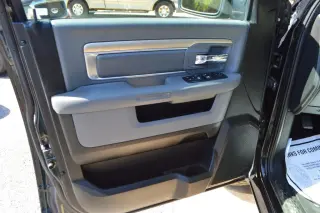2016 RAM 1500 CREW CAB