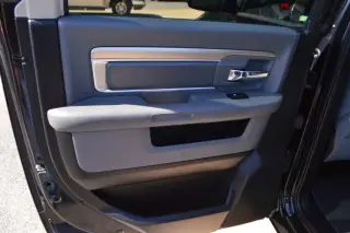 2016 RAM 1500 CREW CAB