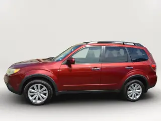 2011 SUBARU FORESTER