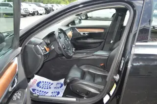 2018 VOLVO S90
