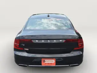 2018 VOLVO S90