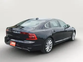 2018 VOLVO S90