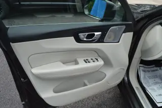 2018 VOLVO XC60