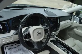 2018 VOLVO XC60