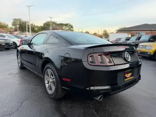 2013 FORD MUSTANG