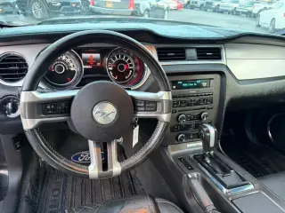 2013 FORD MUSTANG