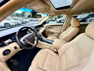 2018 Ford Taurus