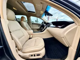 2018 Ford Taurus