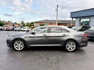 2018 Ford Taurus