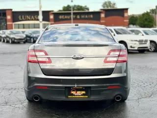 2018 Ford Taurus
