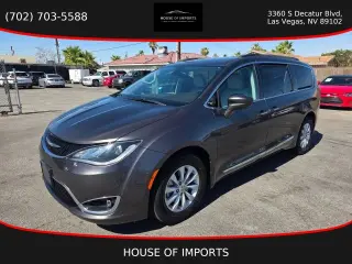 2017 CHRYSLER PACIFICA