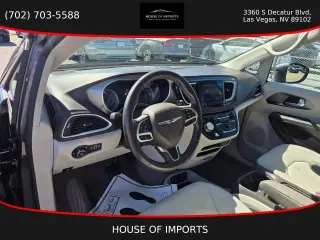 2017 CHRYSLER PACIFICA