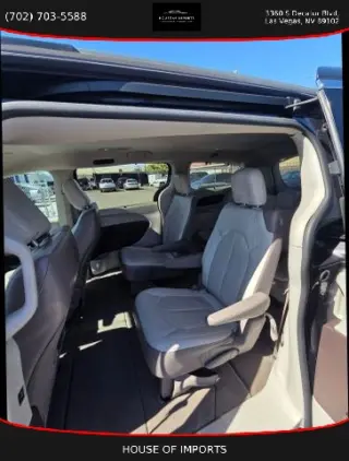 2017 CHRYSLER PACIFICA