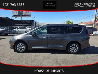 2017 CHRYSLER PACIFICA