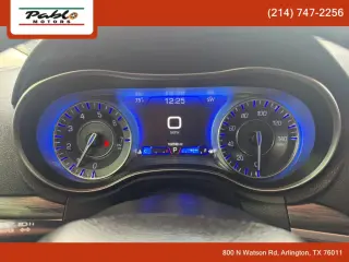 2019 CHRYSLER 300