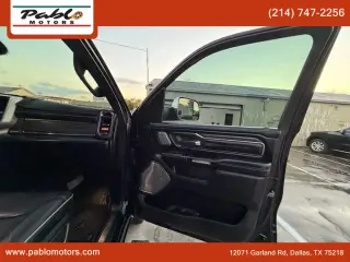 2019 RAM 1500 CREW CAB