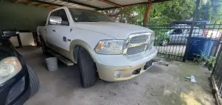 2014 RAM 1500 CREW CAB