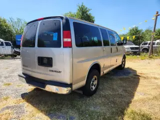 2006 CHEVROLET EXPRESS 1500 PASSENGER