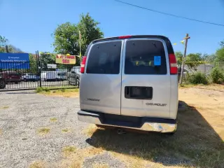 2006 CHEVROLET EXPRESS 1500 PASSENGER