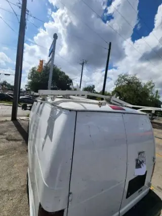 2011 FORD E350 SUPER DUTY CARGO