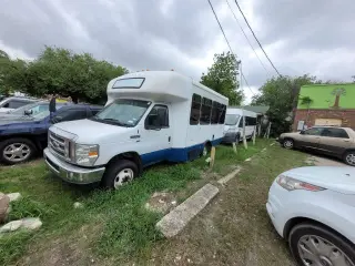2009 FORD E350 SUPER DUTY CUTAWAY