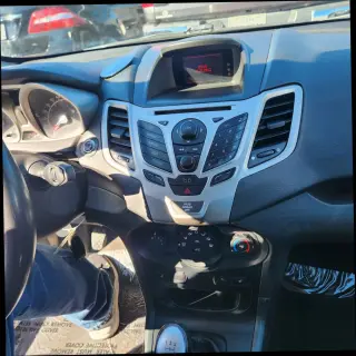 2012 FORD FIESTA